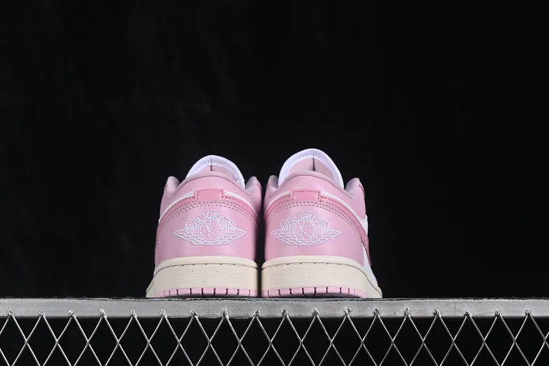All categories Air Jordan Jordan series basketball shoes Air Jordan 1 Low G version pure original Air Jordan 1 Low AJ1 Joe 1 white pink low-top retro culture basketball shoes DC0774-607